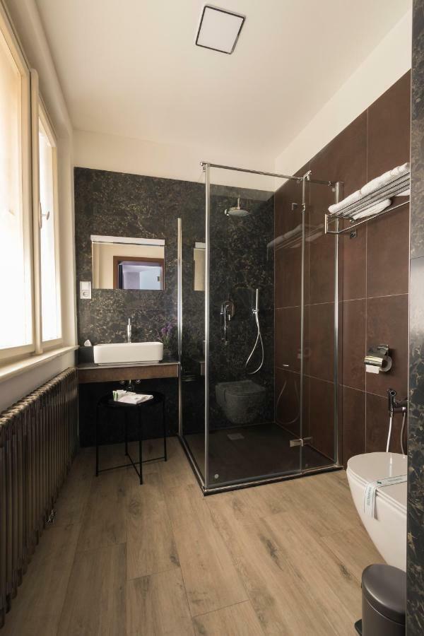 Areal Botanika Hotel Unhošť Exterior foto